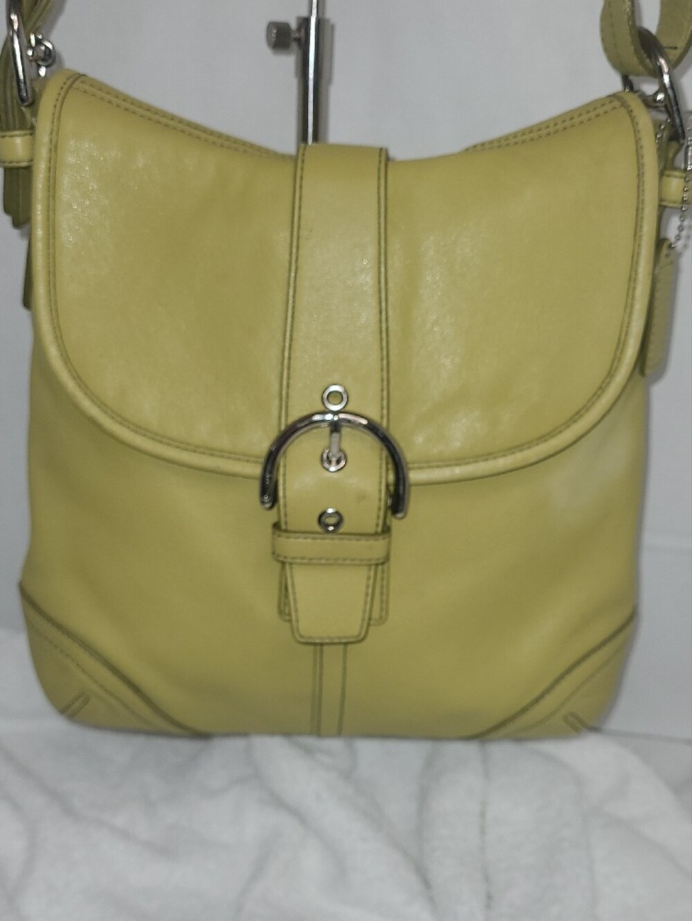 Coach Vintage Soho Flap Shoulder/Crossbody Bag - Picture 2 of 11
